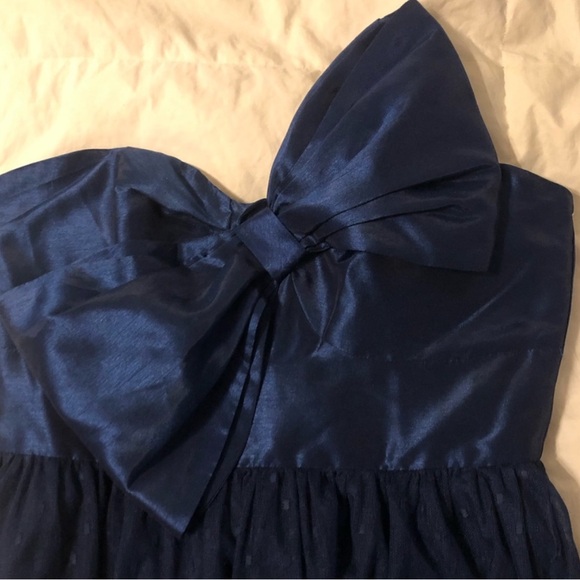 HUTCH Colourblocked Bow-Tie Midi Dress - Picture 7 of 10